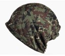 Căciulă bărbătească cu model de camuflaj J745 9