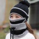 Căciulă de iarnă pentru femei cu guler și mască pentru față Set 3 în 1 Model împletit cu motive de cosiță și pompon Bumbac și cașmir Mărime 2