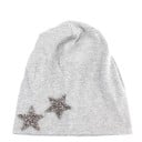 Căciulă din bumbac pentru femei în stil beanie decorată cu două stele strălucitoare la margine Croială liberă și fluidă Circumferința capului 54 9