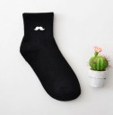 Calcetines de mujer con bordado 19