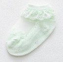 Calcetines de niña con volantes 4