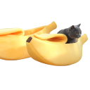 Cama para animais de estimação em forma de banana 68 x 25 x 18 cm, para gatos até 10 kg 2