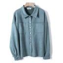 Cămașă oversize pentru femei, ideală pentru vreme mai rece, cu două buzunare la piept și închidere cu nasturi, aspect de suede 9