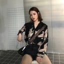 Cămașă pentru femei cu imprimeu de păsări zburătoare pe fundal negru Mâneci lungi Guler cu rever Croială ușor mai lejeră Poliester cu spandex 3