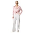 Camicia da donna in satin con maniche lunghe dal taglio morbido, superficie lucida, colletto classico, polsino con bottone e orlo dritto 17