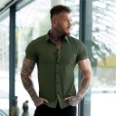 Camisa de manga corta para hombre F440 10