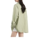 Camisa de mujer a rayas de corte holgado y casual con manga larga, bolsillo en el pecho con patrón diagonal y cuello clásico 4