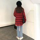 Camisa feminina xadrez oversized com mangas longas Corte solto com ombros caídos Gola clássica Fecho com botões Poliéster 6