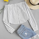 Camisa riscada feminina com ombros à mostra 4