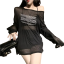 Camiseta de manga larga translúcida para mujer Corte holgado Estilo hombros descubiertos Top de calle de moda con inscripción en el pecho Conjunto sexy para verano 2