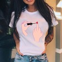 Camiseta feminina com estampa engraçada de mão 9