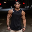 Camiseta sin mangas para hombre T1950 1