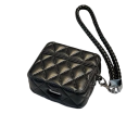 Capa de couro altamente protetora para AirPods Pro 2, à prova de poeira, resistente a riscos e impactos, com acesso a todas as portas e botões 5