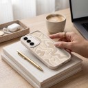 Capa de silicone macio para Samsung Galaxy A26 5G com padrão de formas onduladas Bordas elevadas Moldura protetora das lentes Para uso diário 5