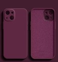 Capa de silicone para iPhone 15 Pro Max 9