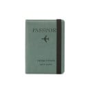 Capa para passaporte em pele PU Fecho com elástico Inscrição em relevo Passport e motivo de avião Superfície mate Dimensões 14 x 11 x 1 1