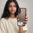 Capa para Samsung Galaxy S26 com motivo de flores Painel traseiro fosco Material PC e TPU Moldura protetora da câmara Capa de telemóvel 33