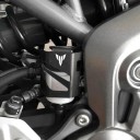 Capa universal da reserva de líquido de travão CNC em alumínio para motos Yamaha série MT 2