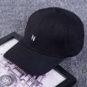 Cappellino con lettera 11