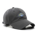 Cappellino con scritta T37 8