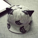 Cappellino da bambino con gattino J2458 8