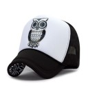 Cappellino da camionista con gufo 2