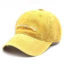 Cappellino da donna con scritta T177 9