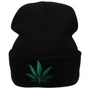 Cappello invernale con stampa di cannabis 5
