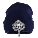 Cappello invernale da donna con decorazione 5