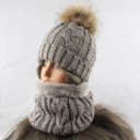 Cappello invernale da donna con scaldacollo 3