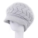 Cappello invernale da donna lavorato a maglia con visiera Foderato in morbido pile Motivo in rilievo a foglie Lana e cotone 7