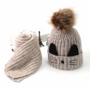 Cappello invernale per bambini e sciarpa con orecchie 7