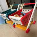 Carrito de compras infantil 48 x 42 x 28 cm Carrito de plástico con cesta azul o roja y 26 piezas de alimentos Juego de tienda con rica equipación 7
