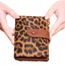 Cartera de mujer plegable 13 x 9 x 3 cm Espacio de almacenamiento para tarjetas y efectivo Cuero sintético Patrón de leopardo Accesorio elegante 6