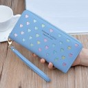 Cartera de piel para mujer con corazones 6