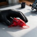 Cartridge-tatuointineulat E1007RS 20 kpl Kertakäyttöiset steriilit Round Shader S 8 silikonikahvalla Kalvo Punainen Varjostamiseen ja ääriviivoihin 5