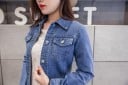 Casaco curto de primavera para senhora em estilo de ganga com colarinho Corte justo e bolsos no peito com aba Feito de poliéster e elastano 18