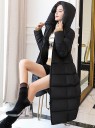 Casaco de inverno longo para senhora, acolchoado, com capuz e gola alta Comprimento abaixo dos joelhos Fecho com zip Bo pockets 8