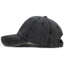 Casquette avec broderie de main 2