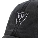 Casquette avec broderie de main 3