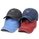 Casquette avec broderie de main 4