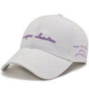 Casquette avec inscription T84 6