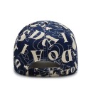 Casquette avec lettres 3