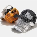 Casquette avec motif de journaux 1