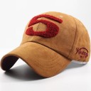 Casquette avec numéro 6