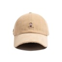 Casquette avec personnage 7