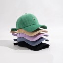Casquette avec personnage 4