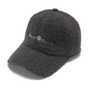 Casquette isolée pour femme 9