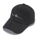 Casquette isolée pour femme 6