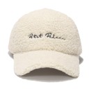 Casquette isolée pour femme 3